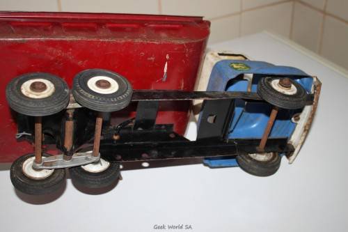 Large Tin Truck