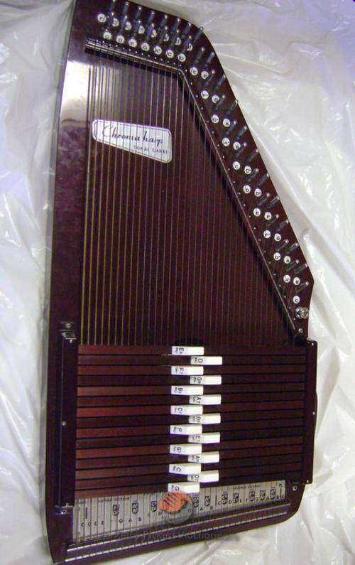 Autoharp in excellent condition