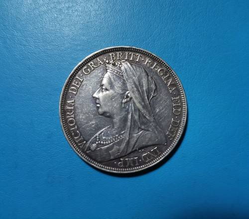 1897 SILVER VICTORIA CROWN WITH EDGE LETTERING. LX. 28.28 GRAMS OF 92.5% SILVER.