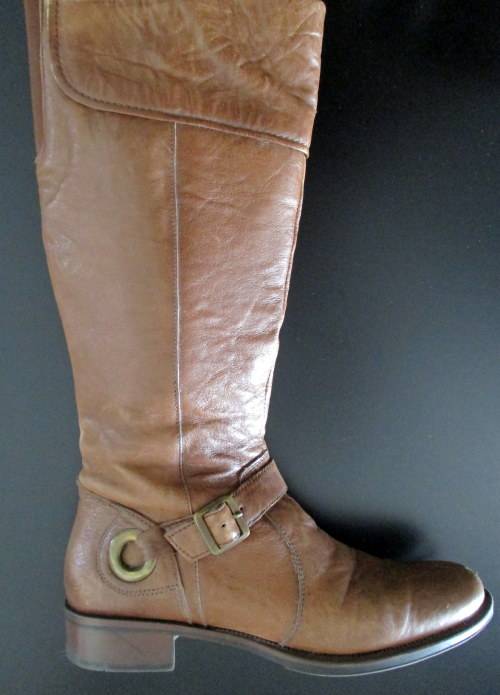 WOOLWORTHS LEATHER BOOTS Size 6