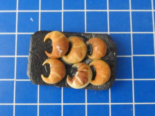 Dollhouse Miniature hand made food 1:12" scale - croissants