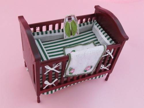 Dollhouse Miniature wooden cot 1:12" scale