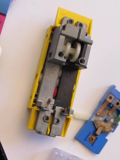 Large lot of lego bricks and bits