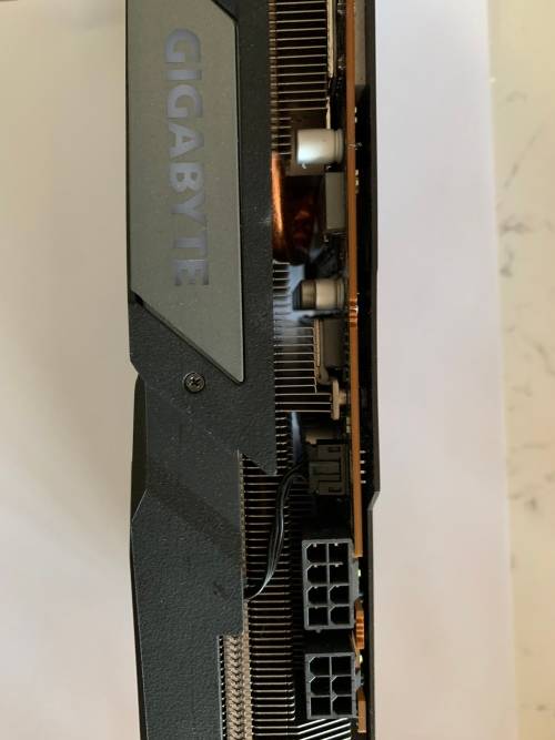 Gigabyte RX 5700 XT 8gb - Read > Fault