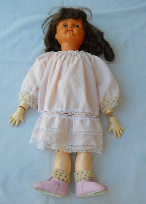 VINTAGE COMPOSITION DOLL-43 CM / 17 IN TALL-VERY GOOD CONDITION
