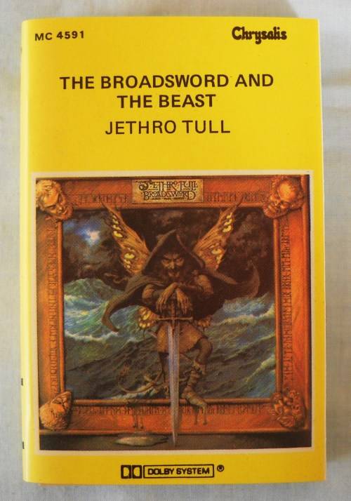 JETHRO TULL - THE BROADSWORD AND THE BEAST - CASSETTE TAPE - SOUTH AFRICA - VG