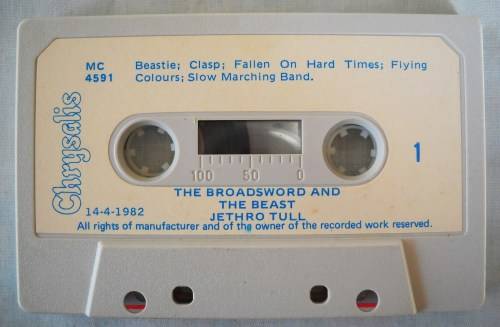 JETHRO TULL - THE BROADSWORD AND THE BEAST - CASSETTE TAPE - SOUTH AFRICA - VG