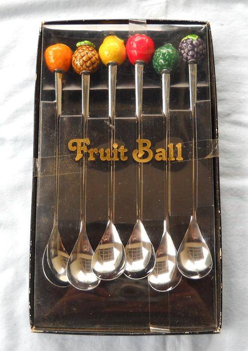 SET OF 6 FRUIT / COCKTAIL SPOONS-BOXED-EXCELLENT CONDITION