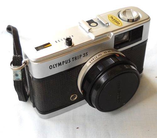 OLYMPUS TRIP 35 CAMERA-1967-1984-EXCELLENT CONDITION