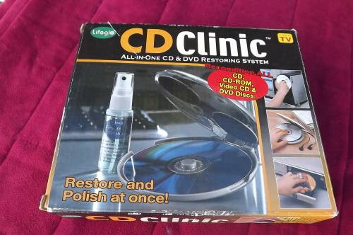 CD Clinic -  hand operated CD cleaner.As new.Only need liquid cleaner required.