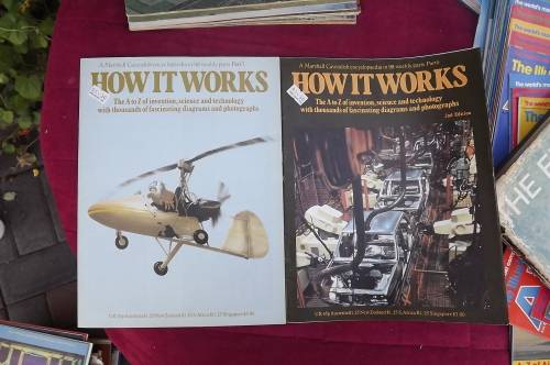 Book-Set of 2 " How it works " editions