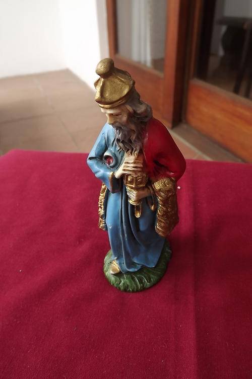 Ceramic King figurine from Bible