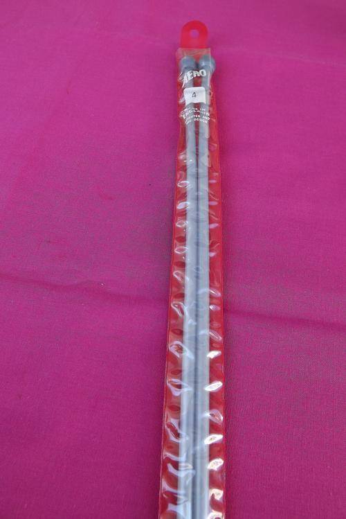 Pair of New Aero No 4 Knitting Needles made in England