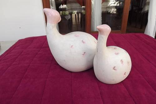 Set of 2 Ceramic with pink glacing Guinea Fowls - largest 21cm - good condition