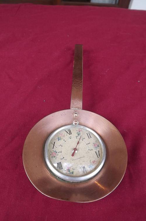Small Copper Pan Ornament with Thermometer - 11cm diameter