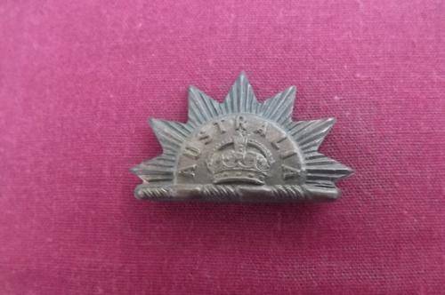 WW1 Australian Rising Sun Collar Badge - both lugs in tact