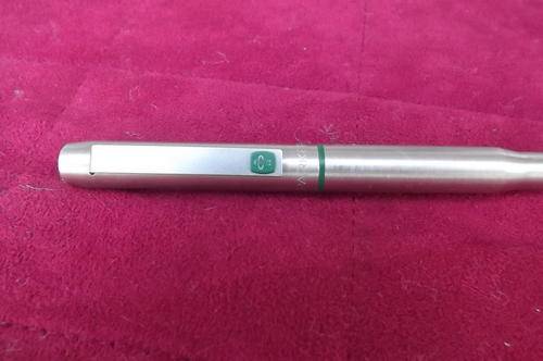 Parker Vintage Fountain Pen - Chrome with Green - made in England - used but in good working cond