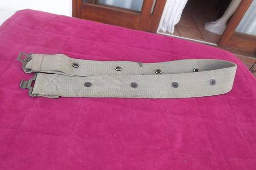 SA Army Webbing Belt in good condition - 92cm but can be extended to 110cm
