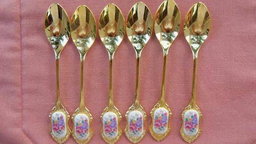6x Teaspoons with porcelain decoration made in Japan
