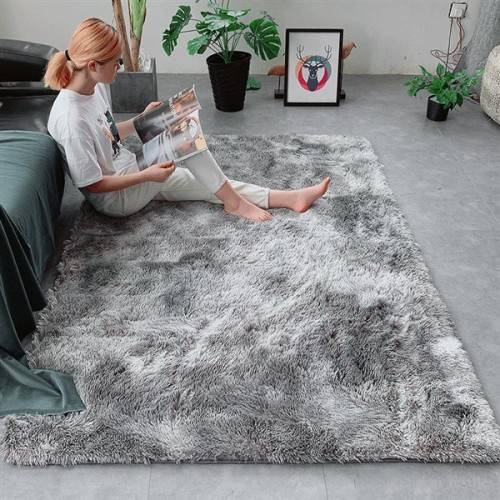 Fluffy Carpet