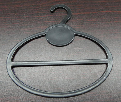 Scarf Hanger