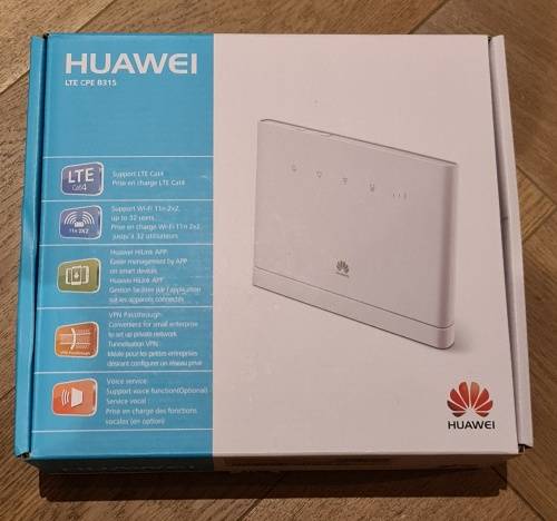 Huawei B315 LTE 4G Router - MINT AND COMPLETE IN BOX ACCESSORIES STILL SEALED.