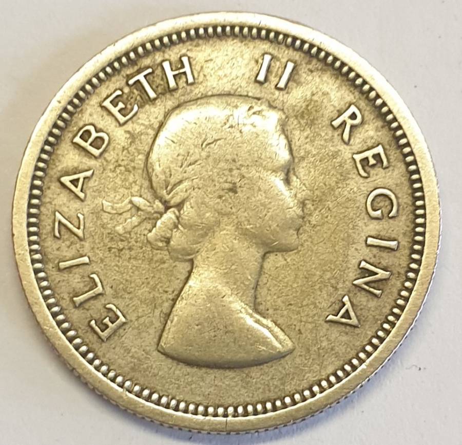 1958 Silver Shilling as per images !!!