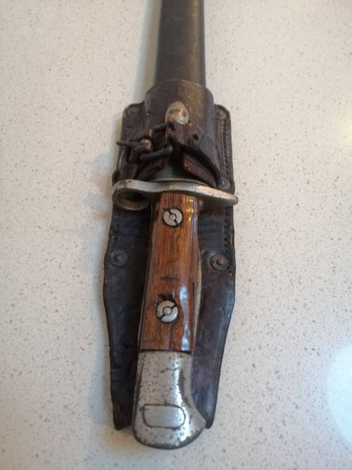 # R1 No Reserve 1907 Pattern Lee Enfield Bayonet EDF 1910 inc Frog #