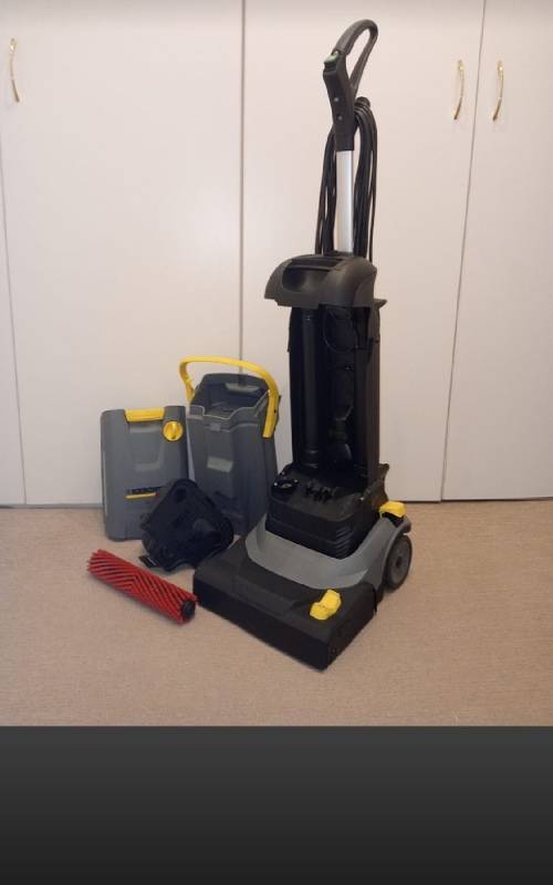 ### Karcher floor and carpet cleaner almost brand new ###