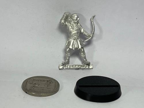 LOTR Lord of the Rings Unpainted Mini Metal Figurine: Legolas