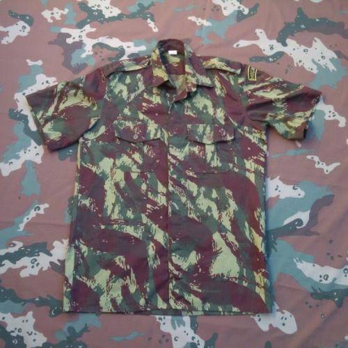 Current issue Mozambique Army s/s shirt - Med size