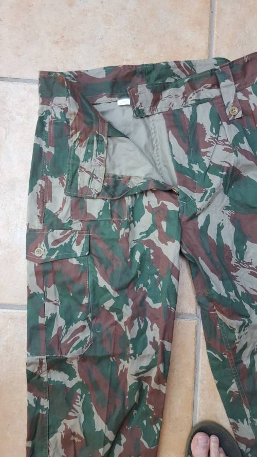 SADF era SA SF Recce copy "P" Zim dry camo XL waist mint trousers  - mint with paper size tag intact