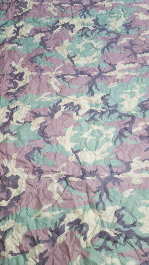 used US Army issue lightweight woodlands camo poncho liner - woobie - ideal for Southern Africa