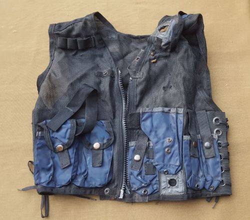 pre-1994 SAP STF blue R1 mag assault vest - adjustable - used & no damage condition
