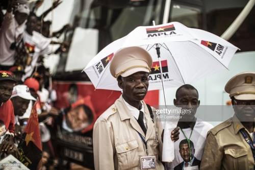 original metal Angola MPLA/ FAPLA veterans cap badge - scarce and diff to find (1 rear post missing)