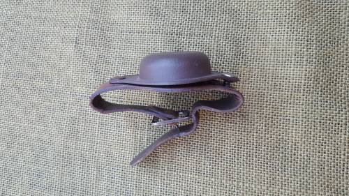 SADF "smalls" auction nr 2 - SADF era type original pvt purchase leather watch strap and cover