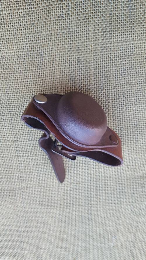SADF "smalls" auction nr 2 - SADF era type original pvt purchase leather watch strap and cover