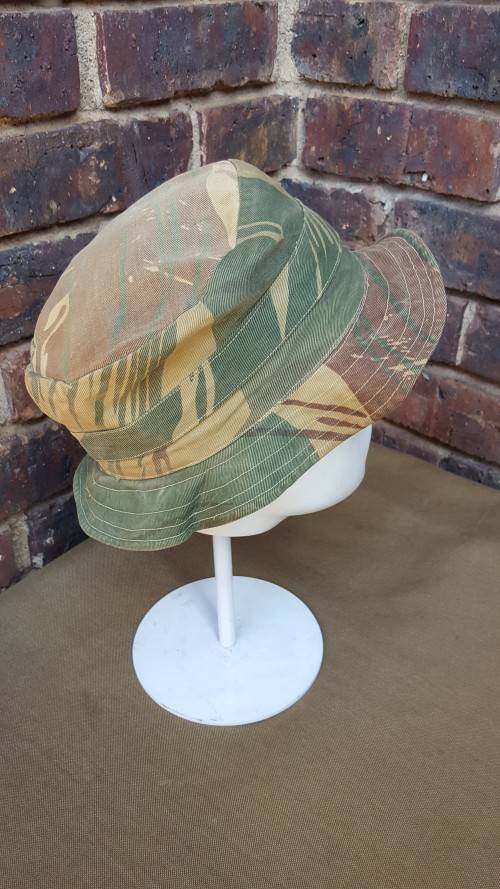 original Rhod camo bush-hat in great used condition minimal fading & size 57 (no stains/ no damage)