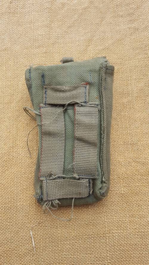 a very rare find - very scarce Rhodesian single mag patt 69 ammo pouch in great condition (nr2)