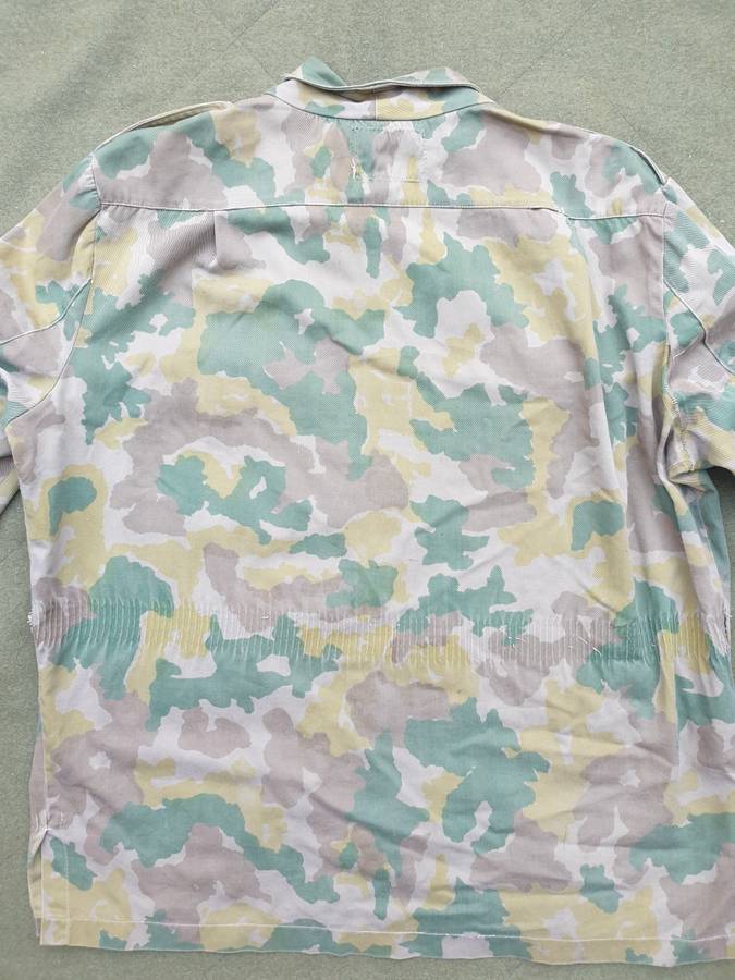 original & scarce 7 rarely seen original 1st type Hunter Group (commercial) camo jacket medium size