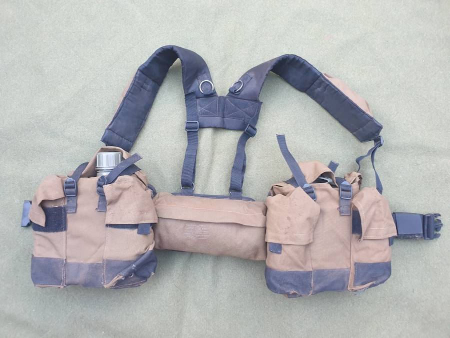 original SADF era Para Battalion issue Bateleur 90 (Backpacker made) belt kit in good used condition