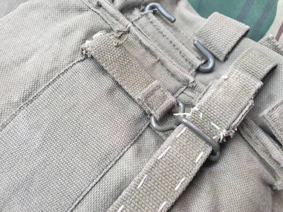 single (half/split) SADF era patt 61/64 kidney pouch as ideal stand-in gap-filler Rhod patt 69 piece
