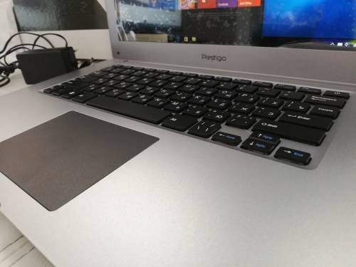 ****BRAND NEW PRESTIGIO SMARTBOOK OVER 9HR BATTERY LIFE**