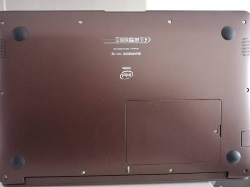 ***LATE ENTRY**BRAND NEW BRONZE PRESTIGIO 141C2 SMARTBOOK. MINDCRAFT LIMITED EDITION R6999******
