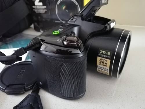 ***NIKON COOLPIX L330 , LIKE NEW, WITH ORIGINAL BOX, BAG, CHARGER,MEMORY CARD**