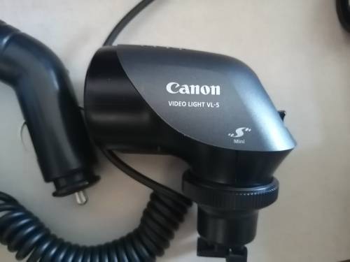 ****FULL PROFESSIONAL CANON LEGRIA AND ALL EQUIPMENT, USED ONCE OVER R20 000 VALUE***
