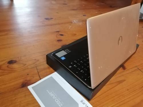 ** ROSE GOLD  ZEDAIR ILIFE PLUS. 4GB RAM, 500GB HDD, WIFI, BLUETOOTH*FAULTY***** ****