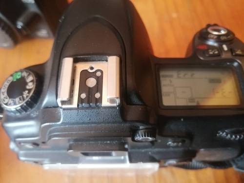 ***LATE ENTRY**LOT OF CAMERAS ** NIKON D80 , CANON 350D , LENS, CHARGERS AND CABLES*****