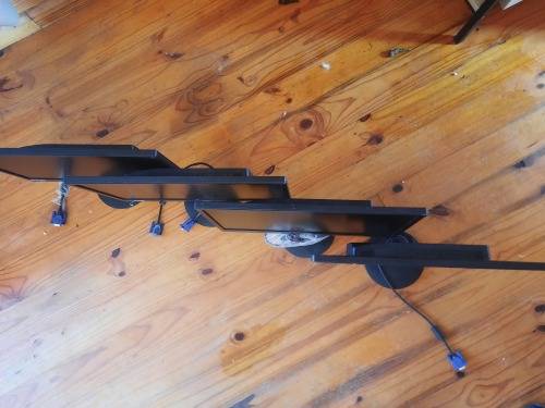 *BULK  LOT OF 4 X AOC ULTRA SLIM 18.5` LCD SCREENS WITH CORDS, ALL WORKING**ALL 4 ONE BID***