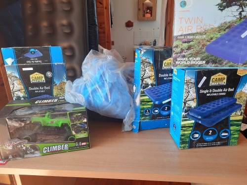 **LATE ENTRY**BULK LOT OF AIR BEDS, RADIO CONTROLL OFF RD CAR, KIDS POOL*****READ AD****